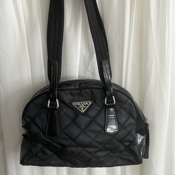 Prada handbag - loved with care for 24 yrs - Picture 3 of 5